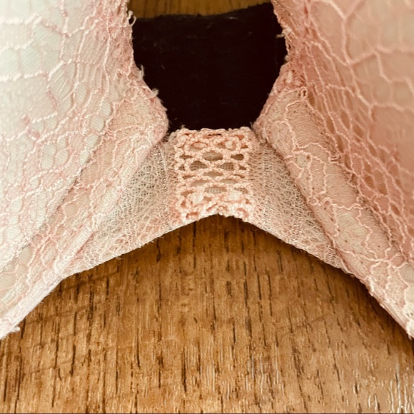 Victoria’s Secret Very Sexy Push-Up 36C lace light Pink/Black bra EUC - Picture 7 of 9